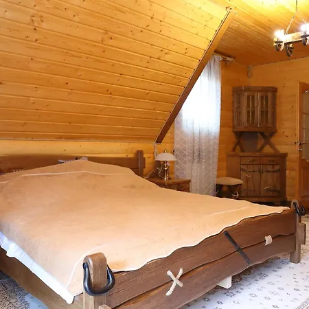 тетяна 木屋 *